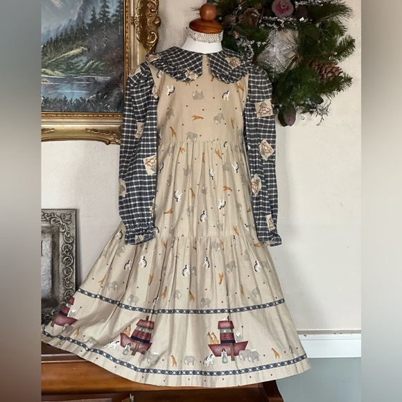 💙 Original Daisy Kingdom Noah’s Ark Animal Crackers 2- Pc Pinafore Apron Dress - Picture 1 of 11